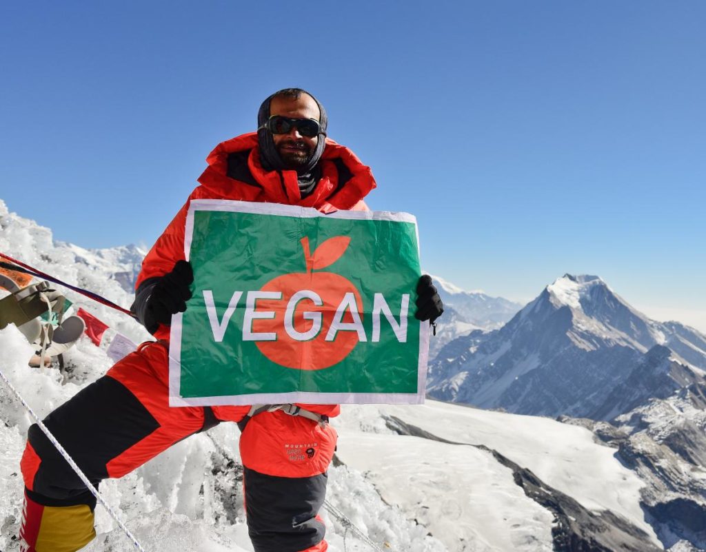 Prakriti Varshney se stala první indickou vegankou, která zdolala Everest